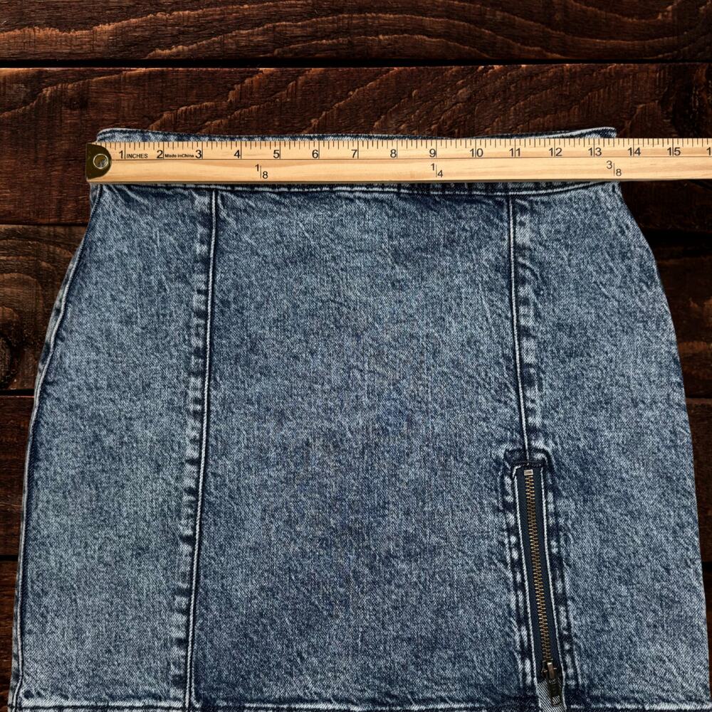 Free People Midnight Magic Mini Denim Skirt Medium Wash Size 4 - Picture 6 of 9